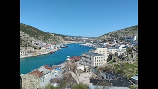 Балаклава, Генуэзская крепость Чембало, вид с горы на город