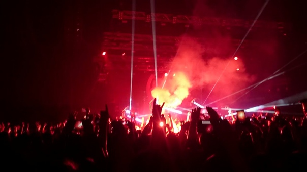 The Prodigy Smake My Bitch Up+фаеры