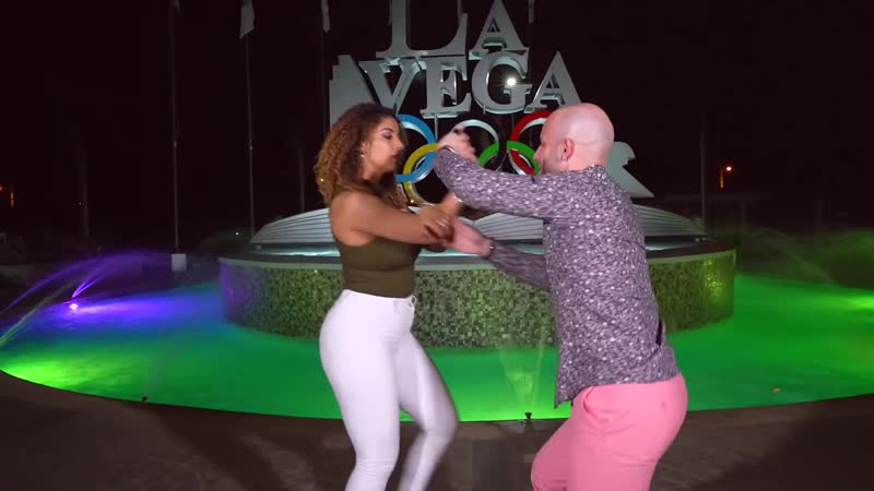 Ataca X Alemana Bachata Dance Cupido Esta Solo Grupo Extra Touch