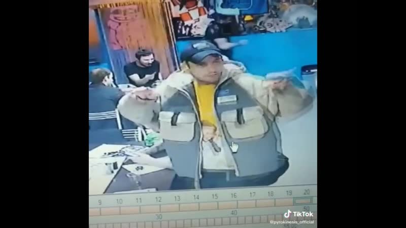 АНДРЕЙ ЗАЖИГАЕТ ПОД КОСТЮШКИНА