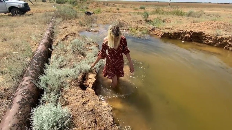 Alice The Mud Girl