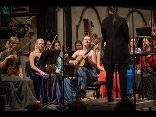 ''Adagio'' Concerto de Aranjuez performed by soloist Emma Wills - with Virago Symphonic Orchestra