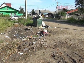 Мусорный беспорядок в городе продолжается