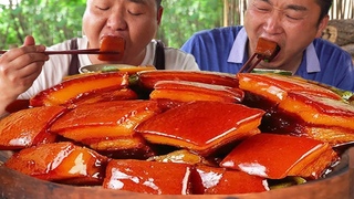 20斤五花肉，二弟做“東坡肉”，肉切大