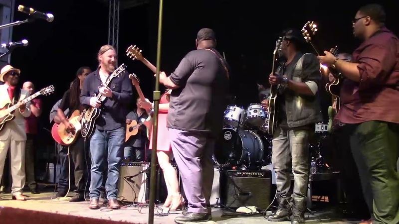 EPIC FINALE JAM Why I Sing The Blues B. B. King Museum Celebration June 5,