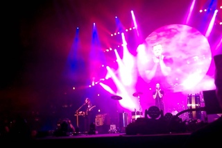 Imagine Dragons - Give It Up w/ guest Dave Keuning of The Killers Feb 15, 2014 San Diego