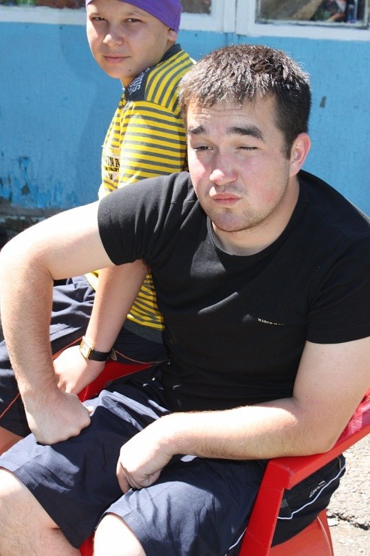 Денис Парамонов | Языково