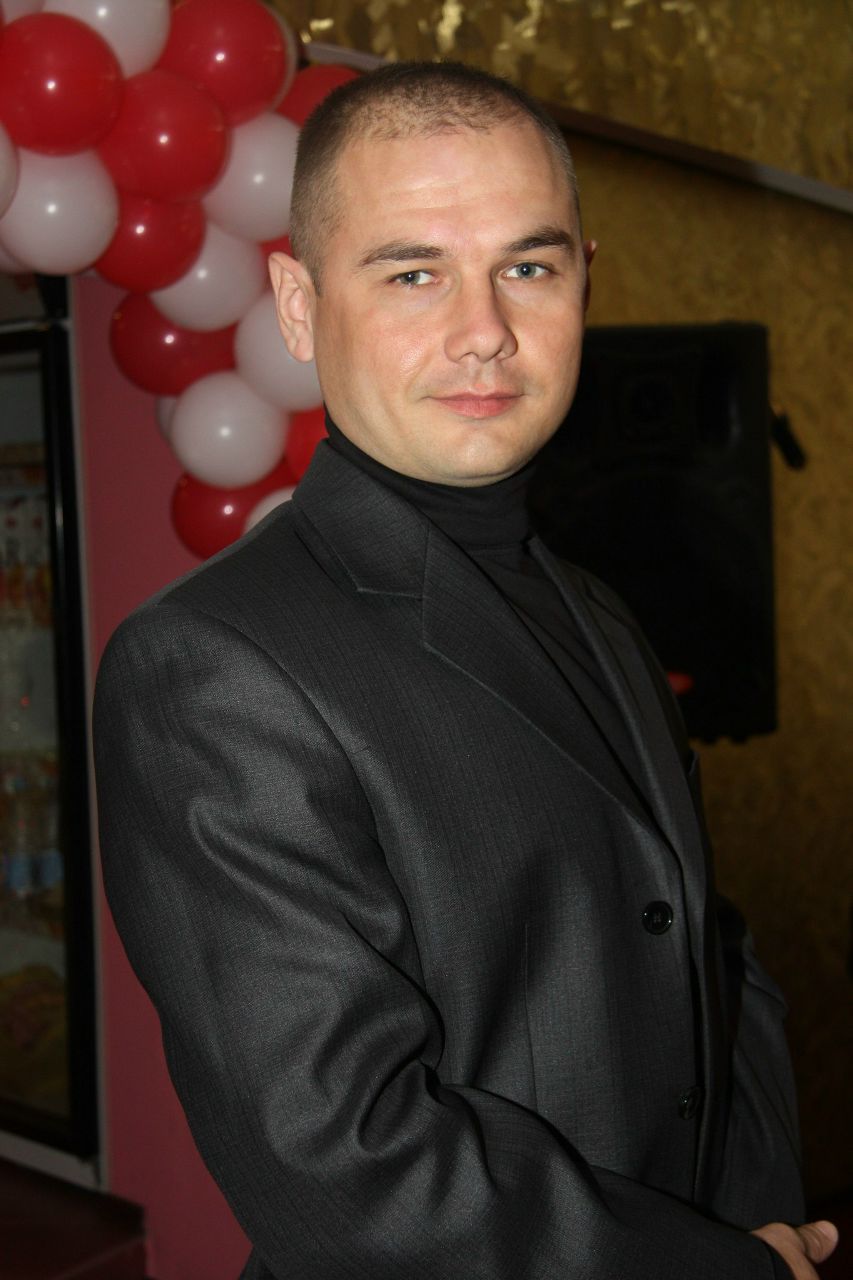 Анатолий Завьялов | Хрустальный / Красный Луч