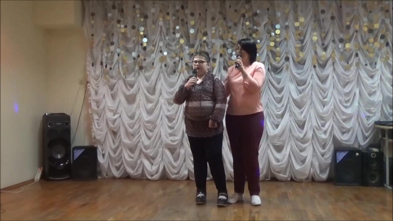 Мама и дочка Кологривая Катя с