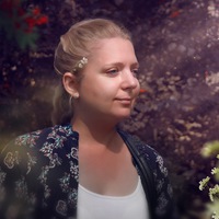 Оленька Голованова