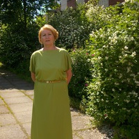 Елена Усатова