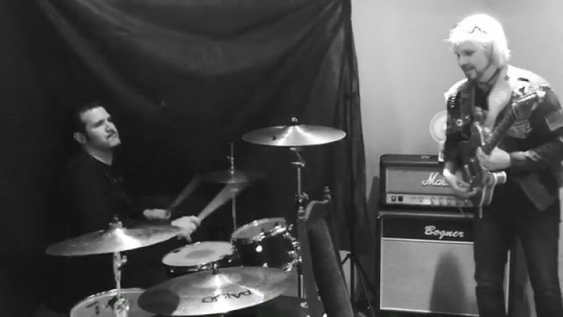 Charlie Benante, John 5 Kirk Hammett jam 8 May