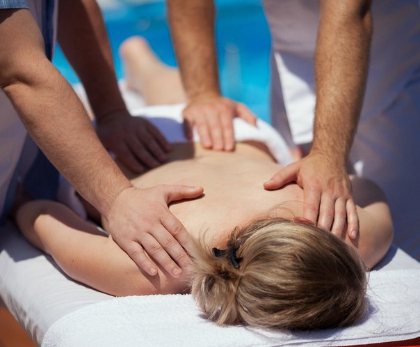 Huge massage group students
