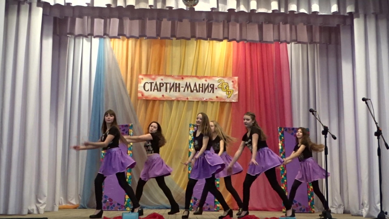 Группа Flash dance. Танец визитка. Районный фестиваль Новогодний