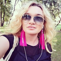 Анна Синельникова