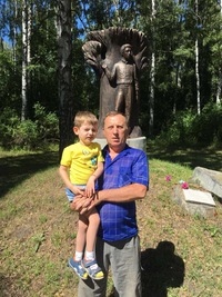 Сергей Ребров