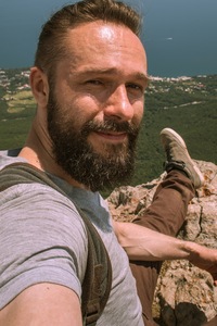 Дмитрий Волков