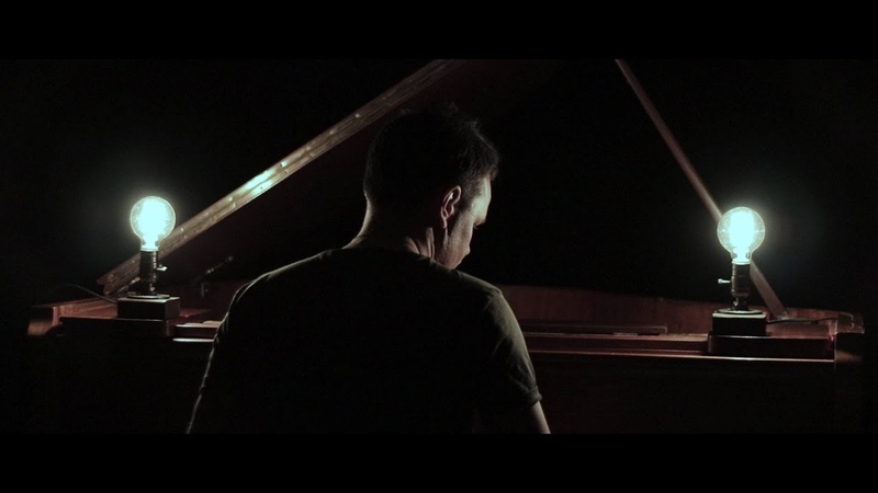 Thomas Kavanagh Im Here Now ( Official