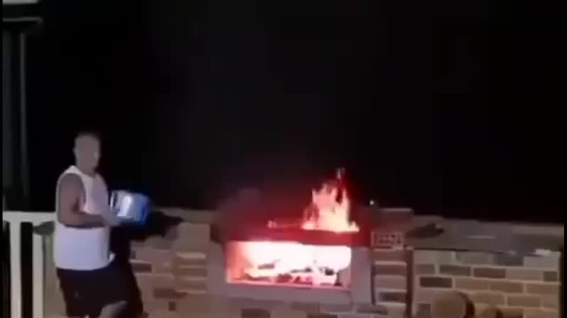 2_5370911467560240210.MOV