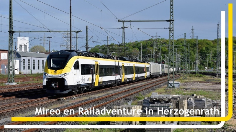 DB 463 008 en RADVE 111 215 tijdens kopmaken in