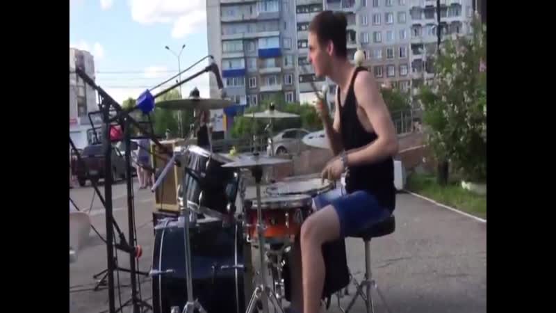 Red Baron drum