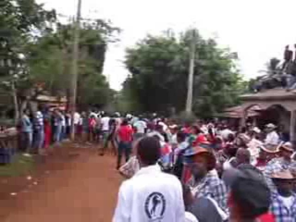Carrera 4 (mujeres) de caballos en