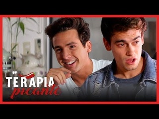 MYA SE ANIMA A CANTAR BAJO EL EFECTO DEL PICANTE | TERAPIA PICANTE
