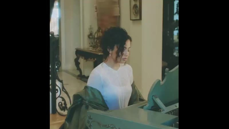 Kiana lede - mad at me teaser