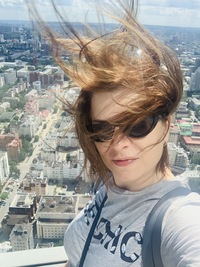 Елена Усатова
