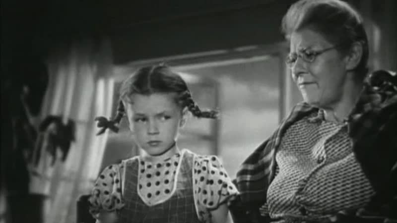 СЛОН И ВЕРЕВОЧКА 1945 Фильм