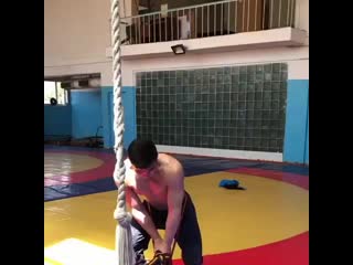 beauty_wrestling___B3D6sp5H-fY___.mp4