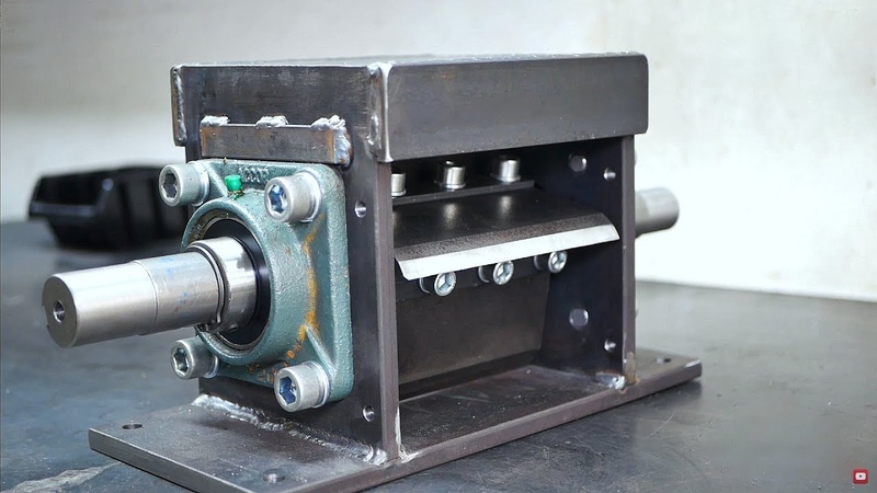 Making Wood chipper mechanism