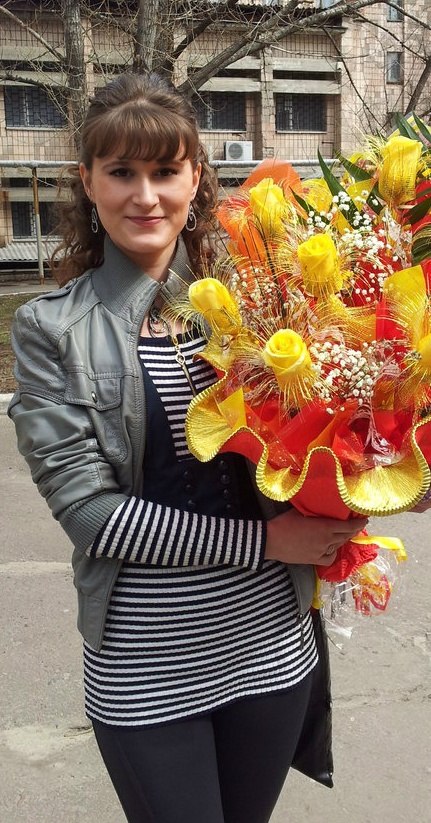 Аля Ратушняк | Луганск