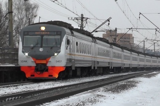 Электропоезд ЭД4М-0457 ЦППК платформа Немчиновка