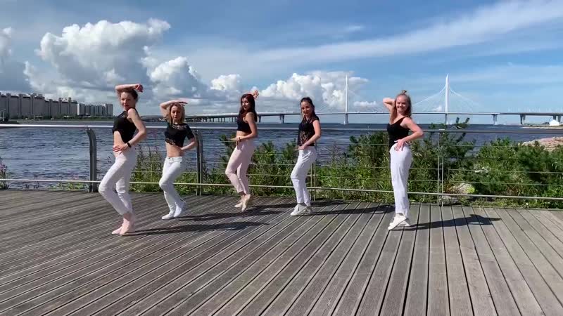 Bachata lady