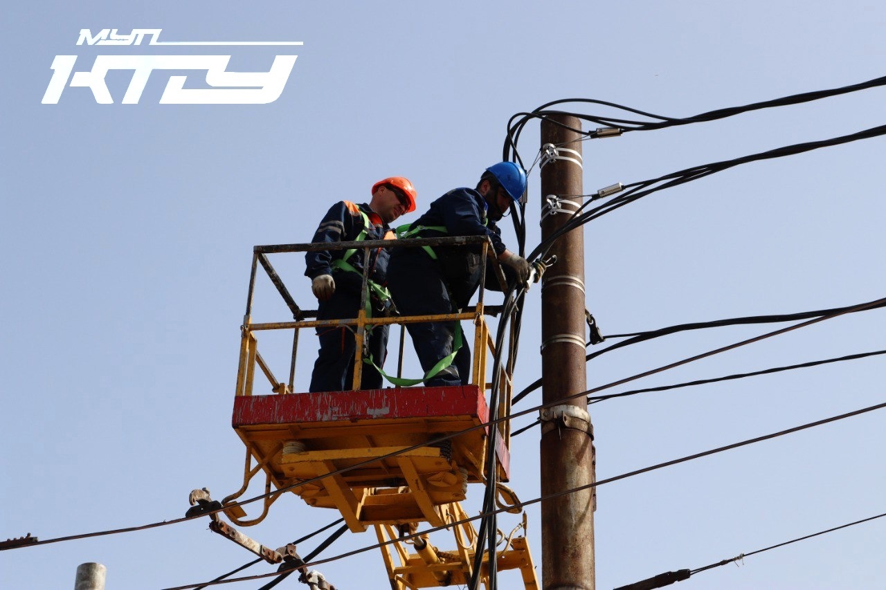 В троллейбусном депо №2 установлены 4 зарядные станции! Это картинка