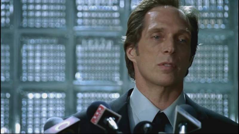 Prison Break Agent Alexander Mahone identifies the Escapees then holds a Press