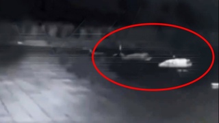 Teenagers Burn Down Russian Mi-8 Helicopter