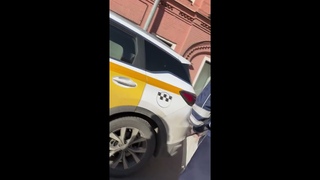 Помеха справа! Кто виноват в ДТП с таксистом на Кронверкской наб, уважаемые диванные эксперты