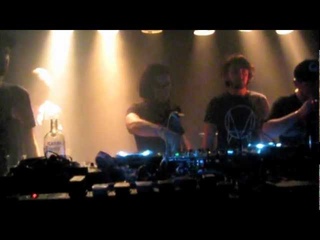 SKRILLEX LIVE @ THE STIFF KITTEN 15/08/2012 (CLIP 3/6)