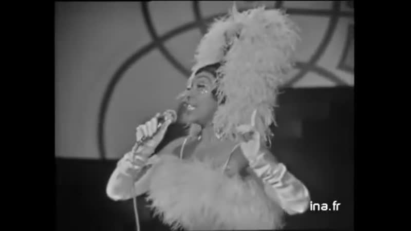 Joséphine Baker La Petite tonkinoise (live