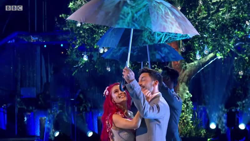 Beauty, class, romance. Our Pros never fail to deliver. Week 5 Results BBC Strictly