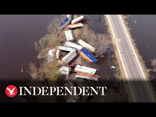 Train derails in southwestern Wisconsin